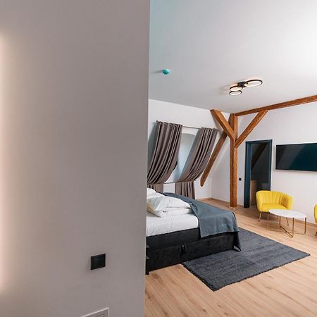 Haller Boutique Târgu-Mureş Habitación foto